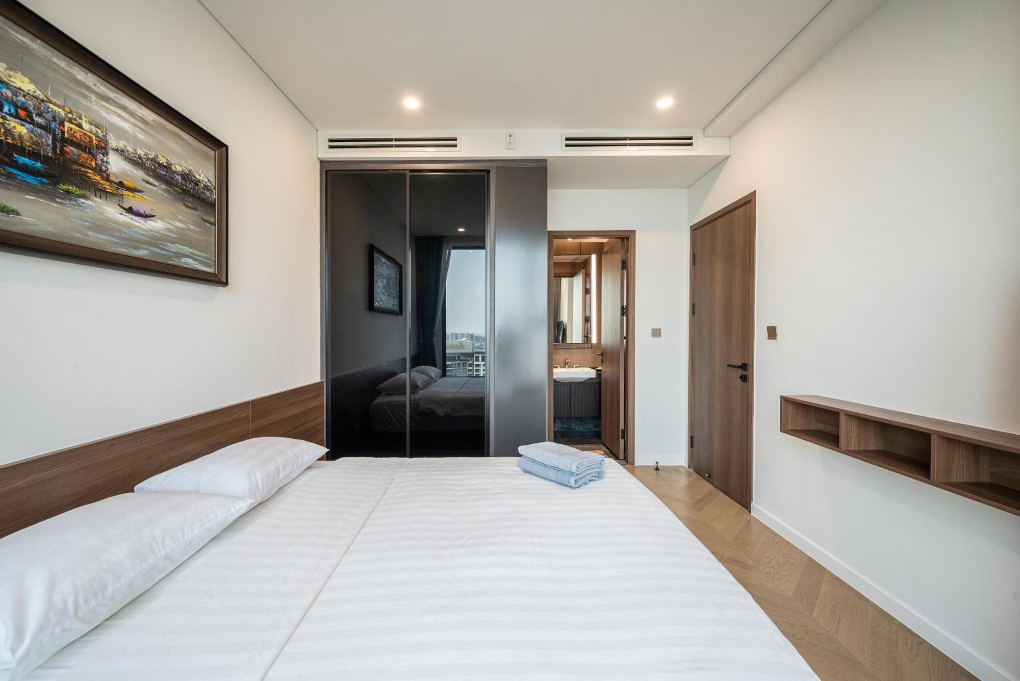 Căn hộ The Lumiere Riverside Luxury *